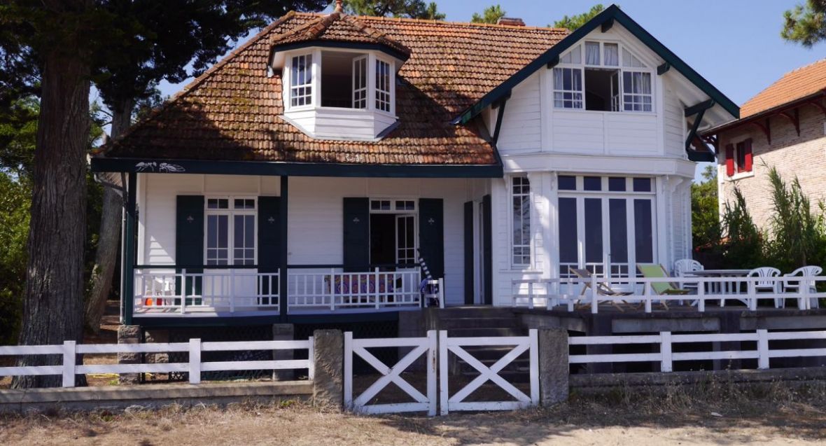 Cap-ferret- mimbeau: architecture des années 30 pour cette première ligne pleine de charme