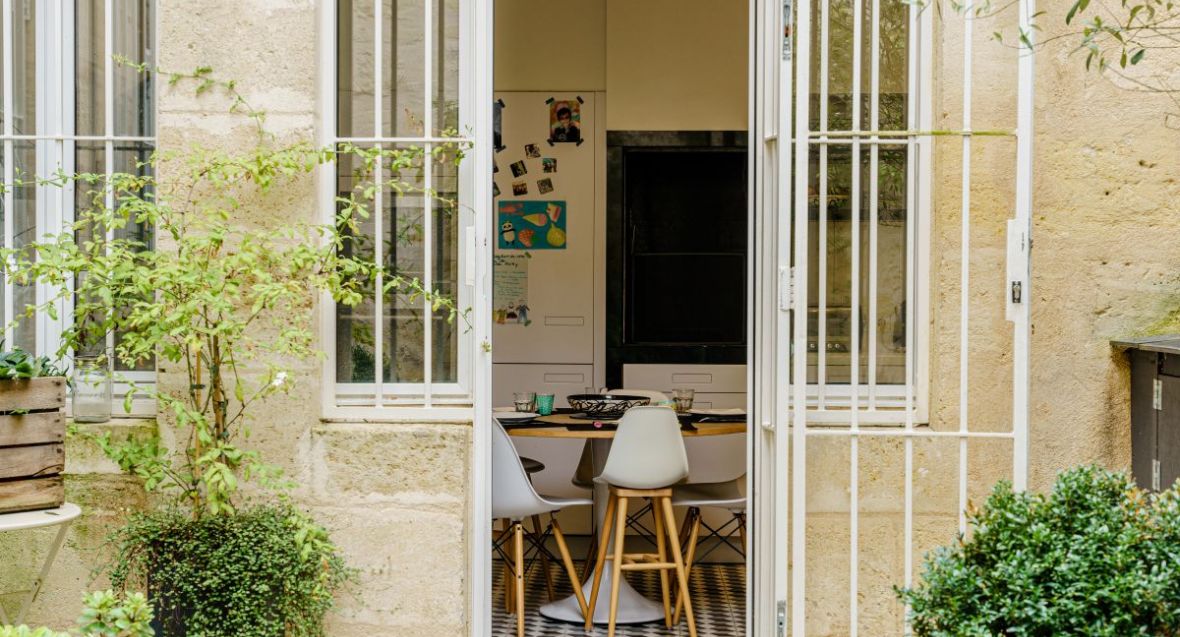 Belle maison bourgeoise entièrement rénovée proche du Jardin Public et de l'école Montgolfier