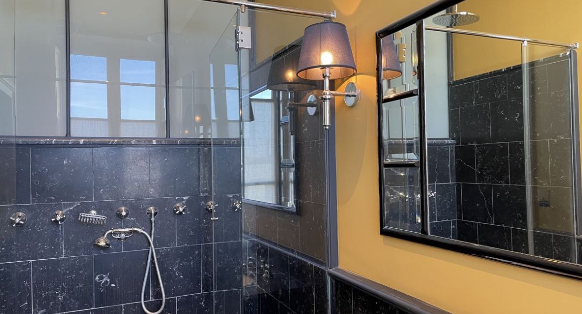 à vendre appartement rénové haussmannien centre de Bordeaux parking ascenseur