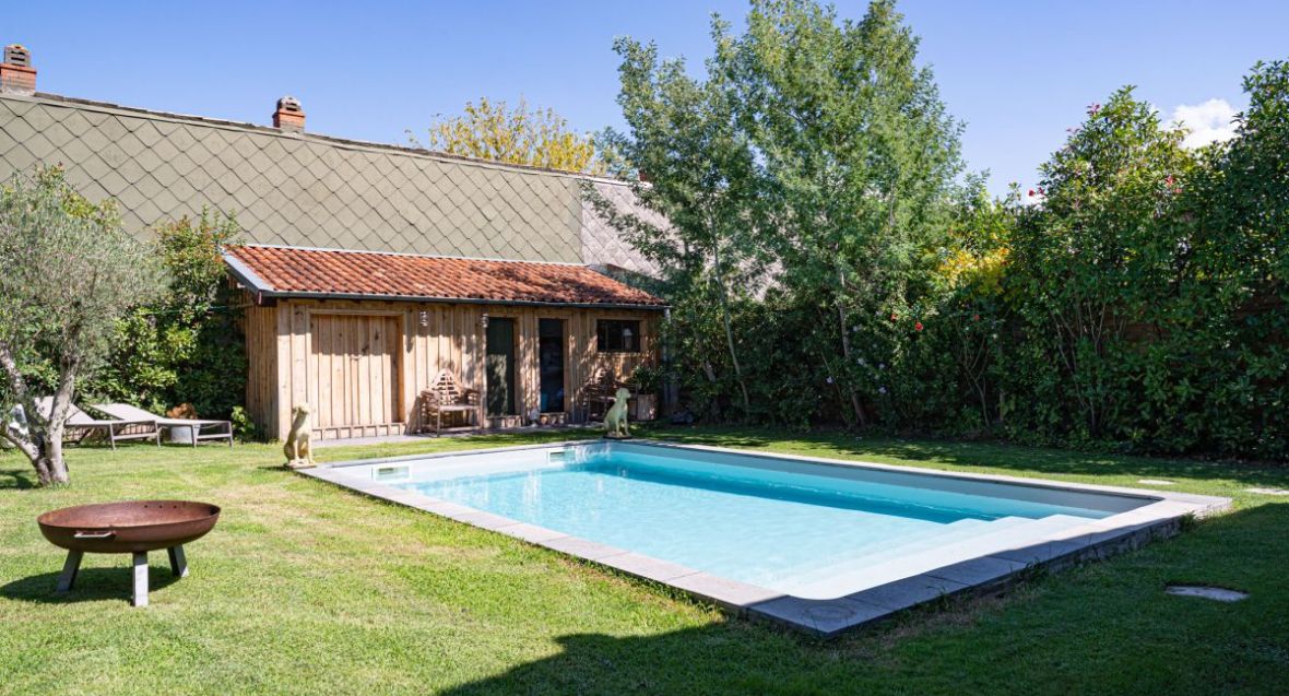 A vendre : Bouscat Ravissante maison familiale avec jardin et garages