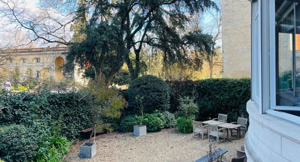 A vendre EXCLUSIVITE : Somptueux Appartement sur le Jardin Public