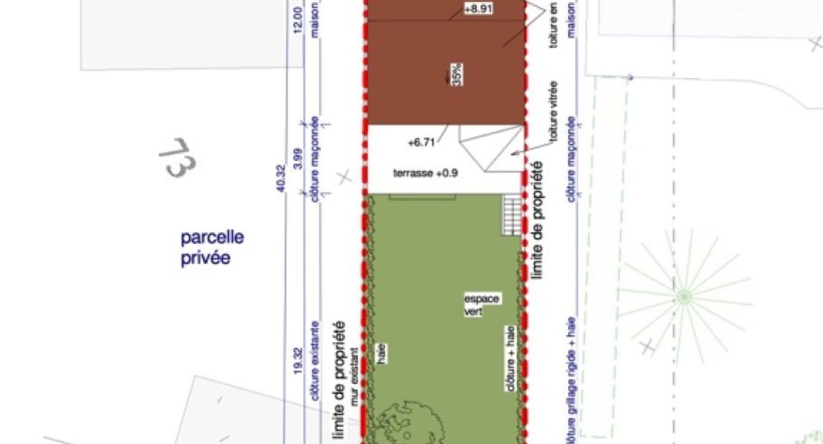A vendre Terrain à 400 m de Primrose de 384 m2 avec PC de 258 m2 hab