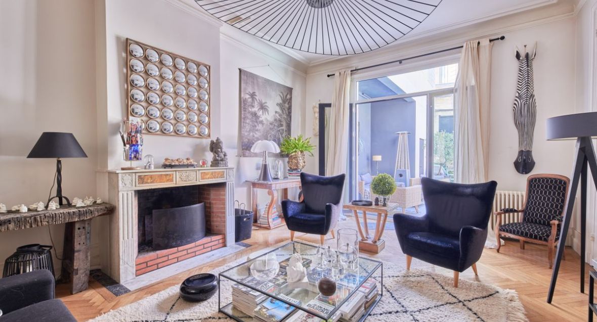 Superbe maison ancienne rénovée avec jardin, piscine et garage intra boulevards et proche de la barrière du Bouscat