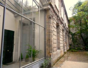 Bordeaux centre : superbe appartement entre le jardin public et la place des quinconces