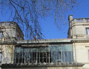 Bordeaux caudéran apartment with garden terrace in chartreuse